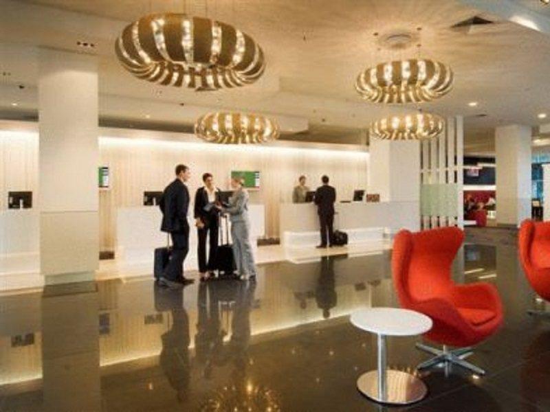 Amora Hotel Brisbane Zewnętrze zdjęcie Lobby of the hotel