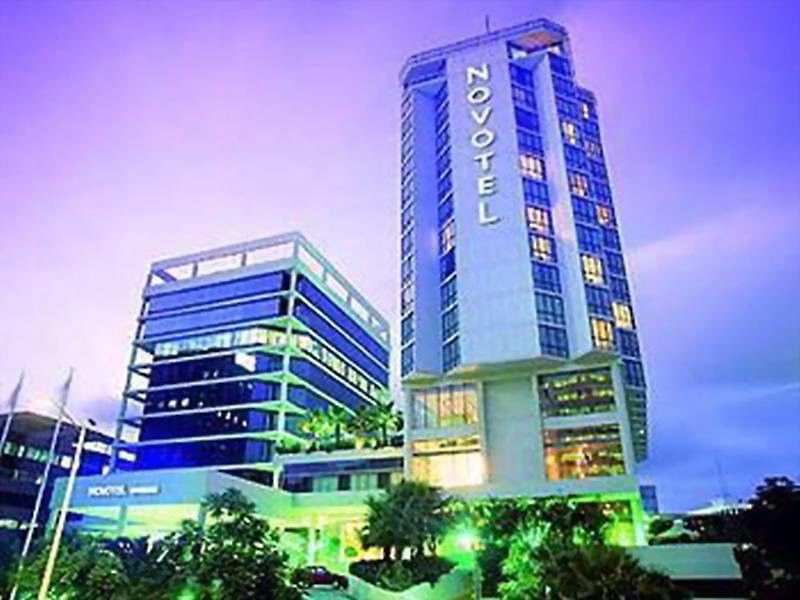 Amora Hotel Brisbane Zewnętrze zdjęcie Novotel Hotel, Phnom Penh
